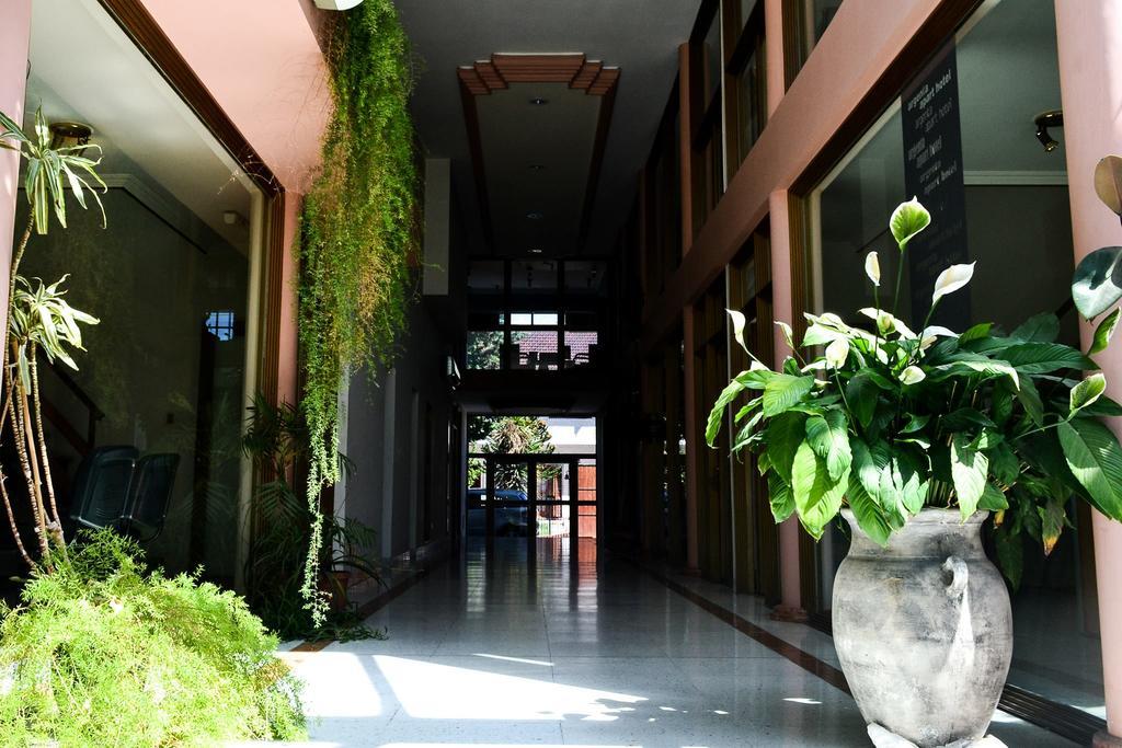 Argenta Apart Hotel Trelew Exterior photo